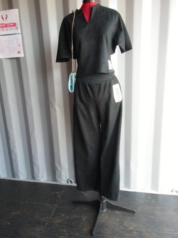 Pulane Black short sleeve top with a matching palazzo pant - Image 2
