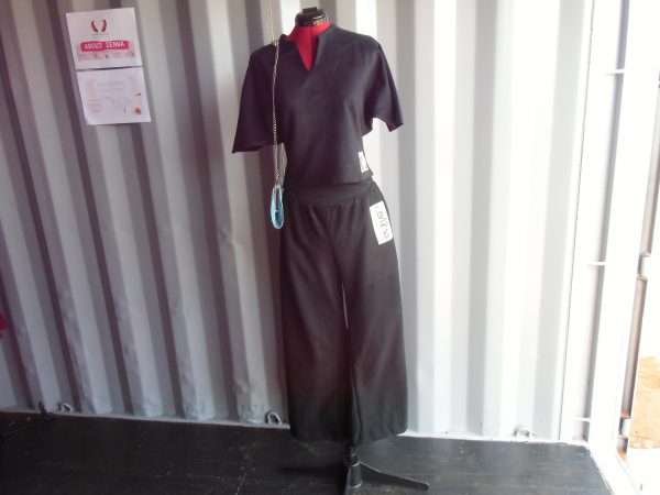 Pulane Black short sleeve top with a matching palazzo pant - Image 4
